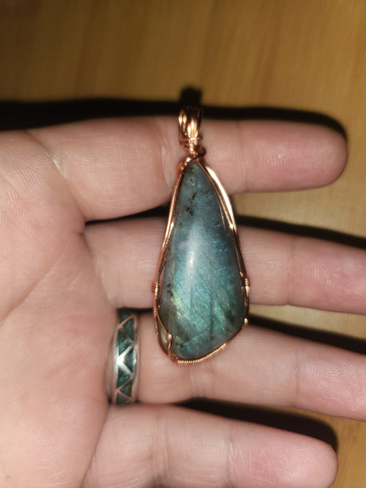 Labradorite in Copper