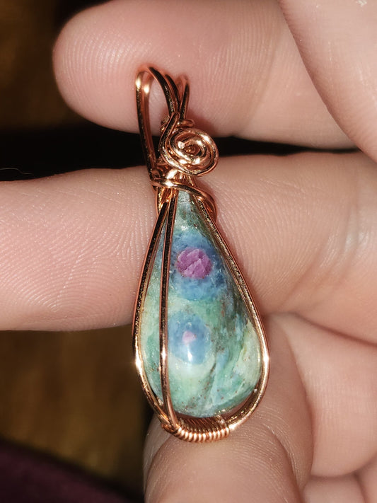 Ruby Fuchsite teardrop pendant in copper